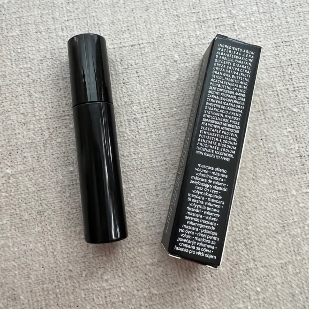 ❤️3 for $25❤️ Fenty Beauty by Rihanna Hella Thicc Volumizing Mascara mini - Picture 3 of 6
